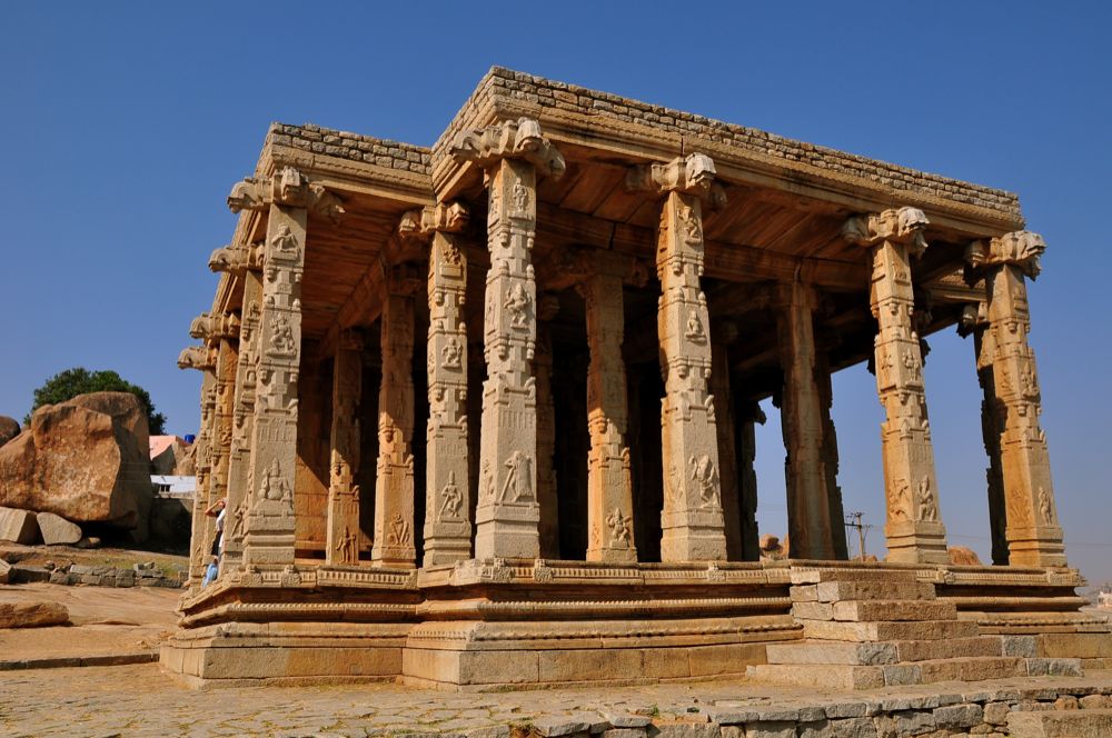 How To Reach Hampi?